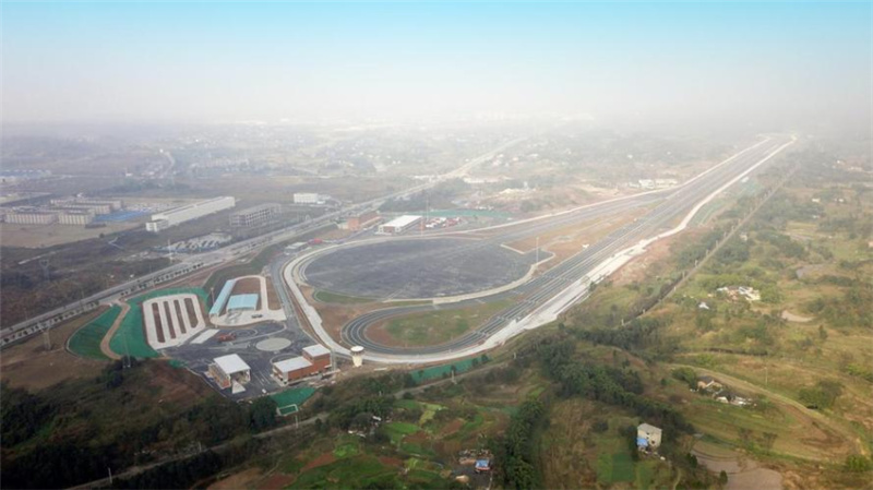 鯊魚(yú)王多變體汽車(chē)智能皮卡后箱蓋 鯊魚(yú)王多變體汽車(chē)智能皮卡后箱蓋