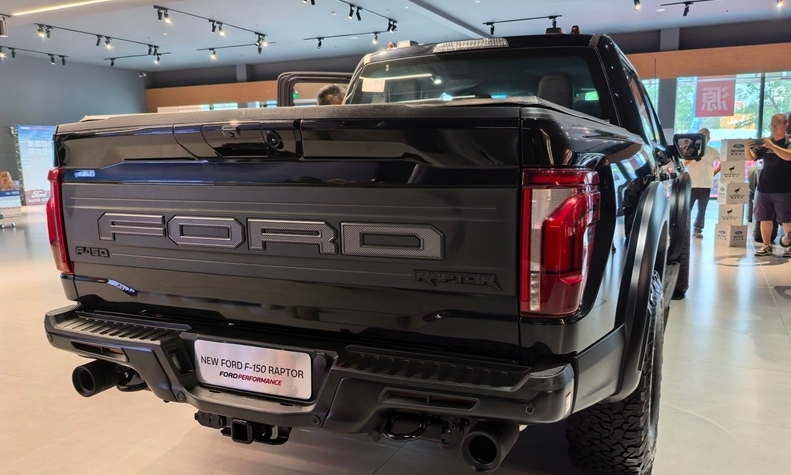 82.88萬起！福特F-150猛禽新款登場，性能再升級