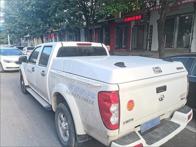 鯊魚王多變體汽車智能皮卡后箱蓋 鯊魚王多變體汽車智能皮卡后箱蓋